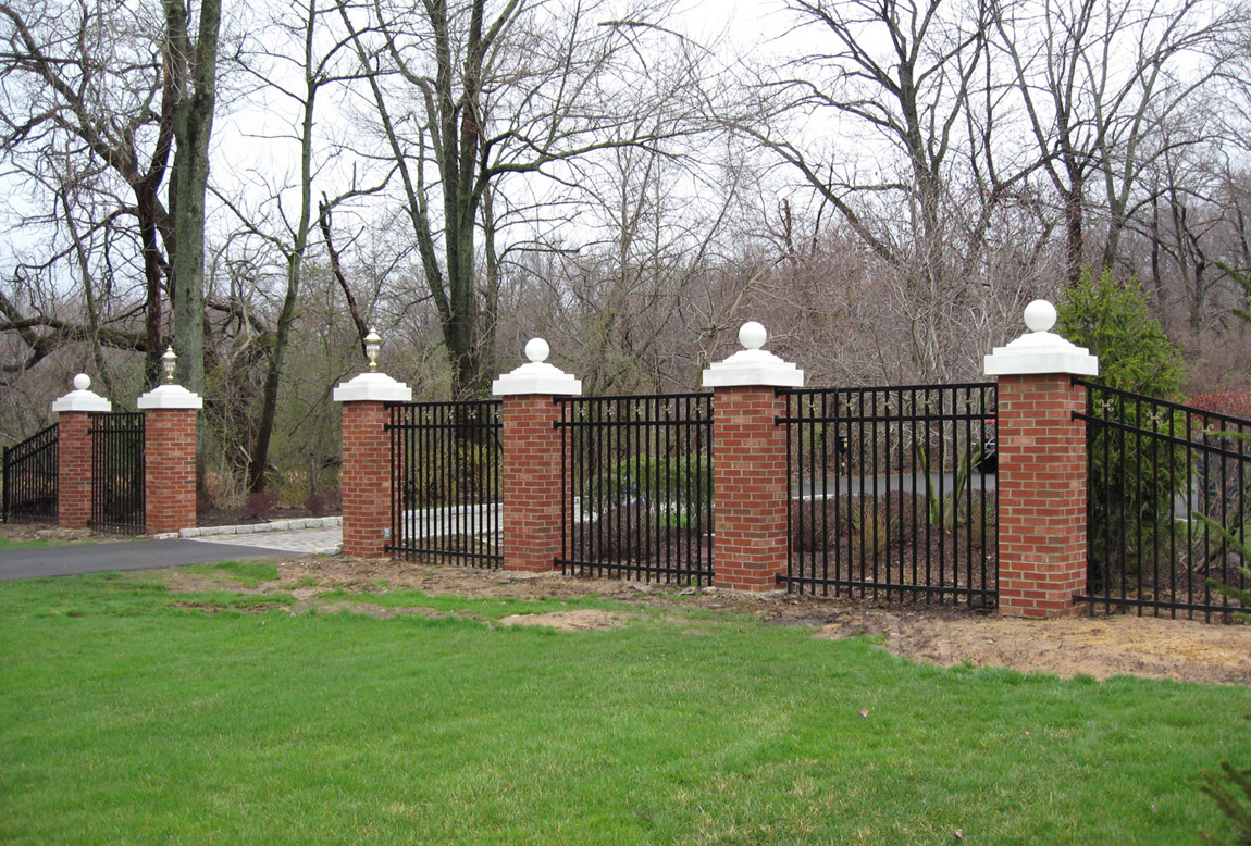 ENTRANCE PIERS & WALLS